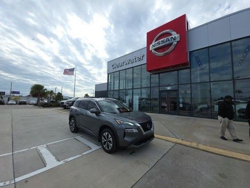 Used 2023 Nissan Rogue SV w/ SV Premium B Package image 1