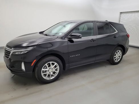Used 2024 Chevrolet Equinox LT AWD/4WD image 2