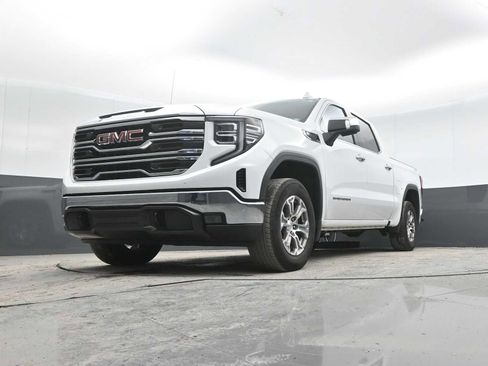 Used 2024 GMC Sierra 1500 SLT image 49