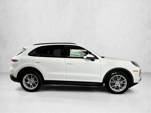 Used 2026 Porsche Cayenne AWD/4WD image 8