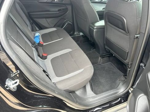 Used 2022 Chevrolet TrailBlazer LT AWD/4WD image 10