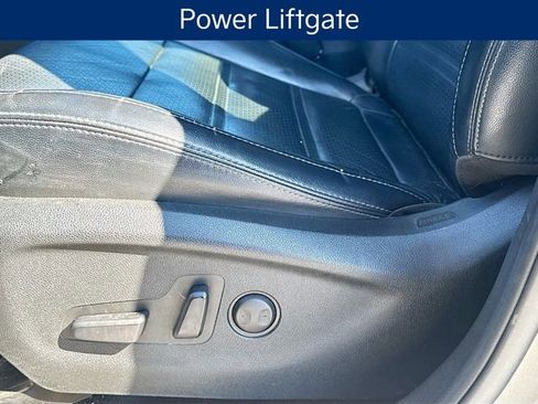 Used 2018 Kia Sorento EX image 19