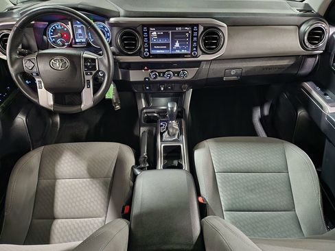 Used 2020 Toyota Tacoma SR5 image 45