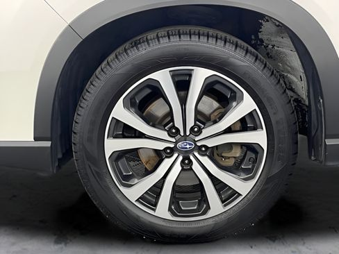 Used 2020 Subaru Forester Limited w/ Popular Package #3 AWD/4WD image 19