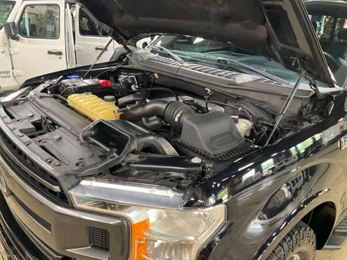 Used 2020 Ford F150 XLT w/ Equipment Group 302A Luxury AWD/4WD image 34