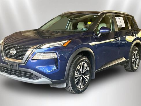 Used 2023 Nissan Rogue SV w/ SV Premium Package AWD/4WD image 3
