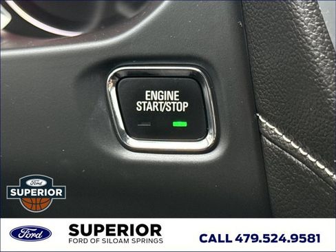 Used 2023 GMC Acadia SLE w/ Driver Convenience Package FWD image 27