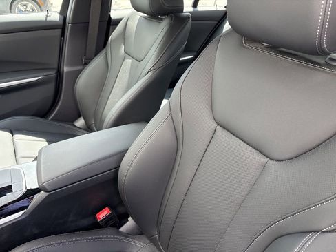 Certified 2023 BMW 330i xDrive Sedan w/ Premium Package image 6