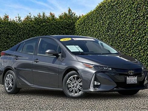 Certified 2021 Toyota Prius Prime Limited FWD image 1
