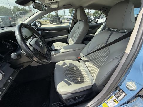 Used 2024 Toyota Camry SE FWD image 27