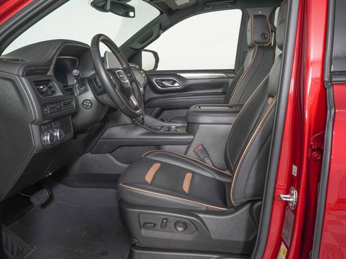 Used 2024 GMC Yukon AT4 image 15