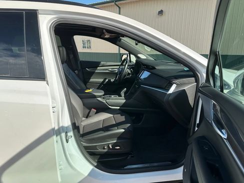 Used 2024 Cadillac XT5 Sportv AWD/4WD image 29