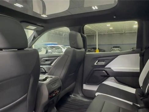 New 2025 Chevrolet Silverado EV RST image 15