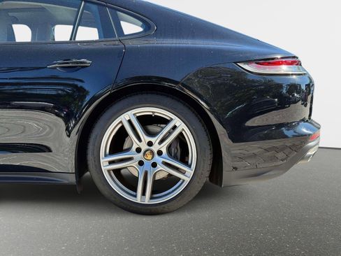 Used 2022 Porsche Panamera 4 AWD/4WD image 15