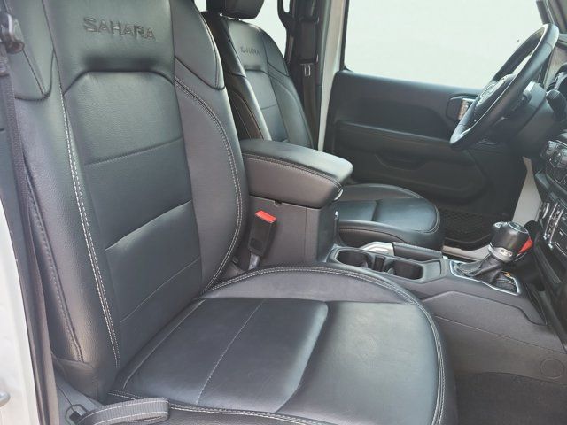 Certified 2020 Jeep Wrangler Unlimited Sahara AWD/4WD image 18
