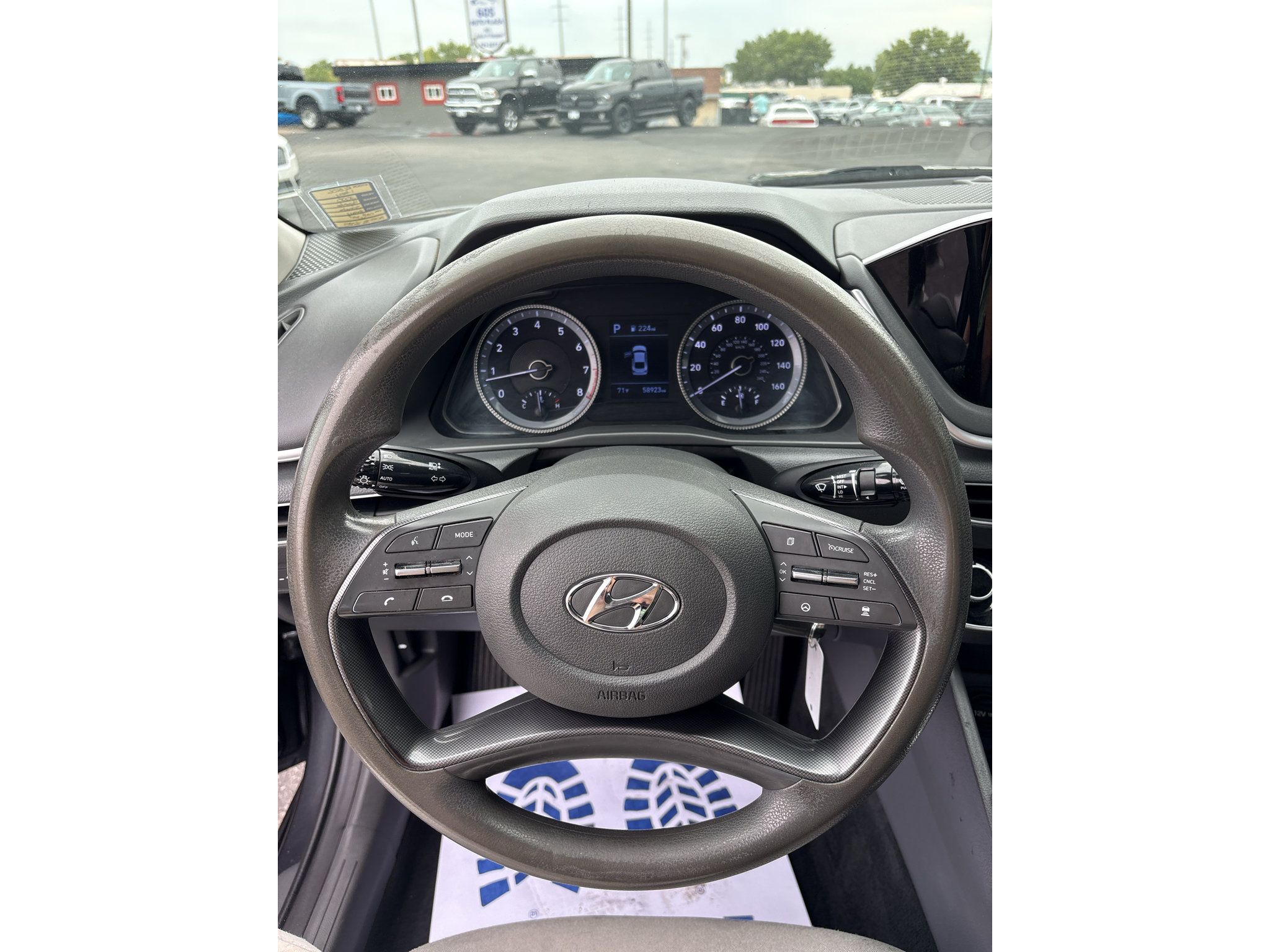 Used 2020 Hyundai Sonata SE FWD image 12