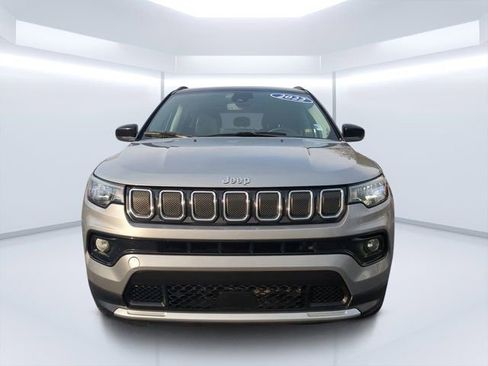 Used 2022 Jeep Compass Limited image 8
