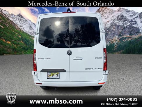 Used 2024 Mercedes-Benz Sprinter 2500 image 19