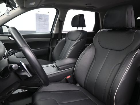 Used 2025 Hyundai Palisade XRT FWD image 9