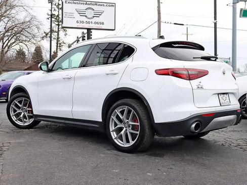 Used 2018 Alfa Romeo Stelvio Ti AWD/4WD image 4