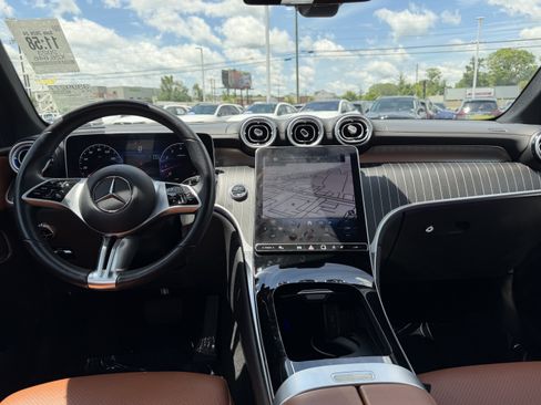 Certified 2023 Mercedes-Benz GLC 300 4MATIC w/ Exclusive Trim Package image 14
