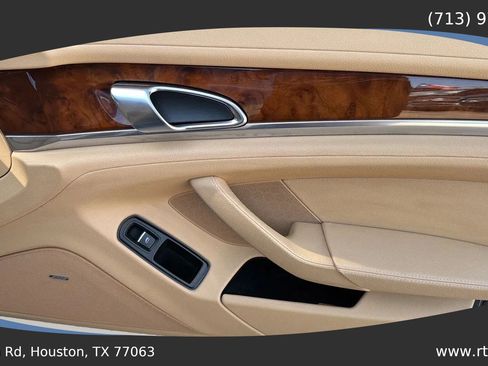 Used 2012 Porsche Panamera 4 image 41
