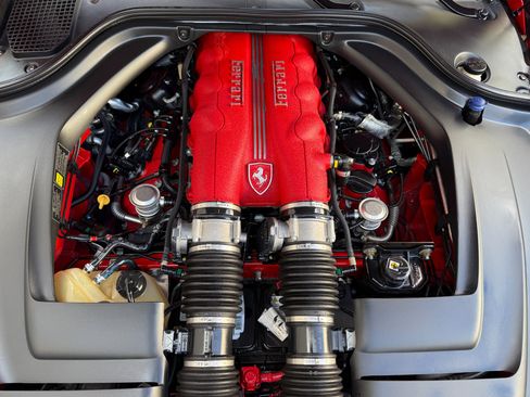 Used 2010 Ferrari California image 51
