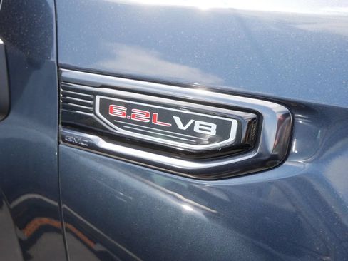 Used 2019 GMC Sierra 1500 AT4 w/ AT4 Premium Package AWD/4WD image 4