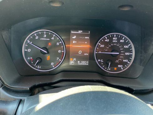 Used 2020 Subaru Outback Premium AWD/4WD image 11