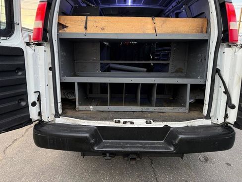 Used 2014 GMC Savana 2500 w/ Cold Climate Package RWD image 26