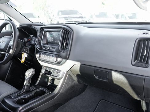 Used 2022 Chevrolet Colorado W/T w/ WT Convenience Package image 30