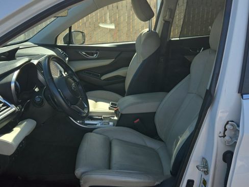 Used 2020 Subaru Ascent Limited w/ Technology Package AWD/4WD image 2