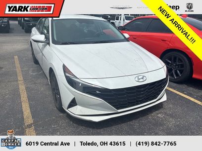 Used 2022 Hyundai Elantra SEL w/ Cargo Package