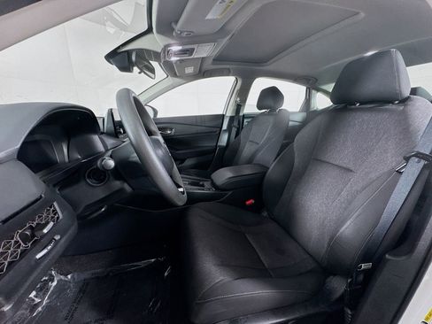 Used 2023 Honda Accord EX image 11