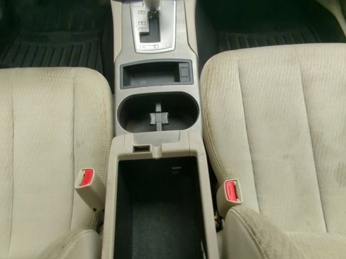 Used 2011 Subaru Outback 2.5i AWD/4WD image 21