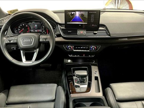 Used 2025 Audi Q5 2.0T Premium image 17