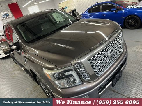 Used 2016 Nissan Titan Platinum Reserve AWD/4WD image 12