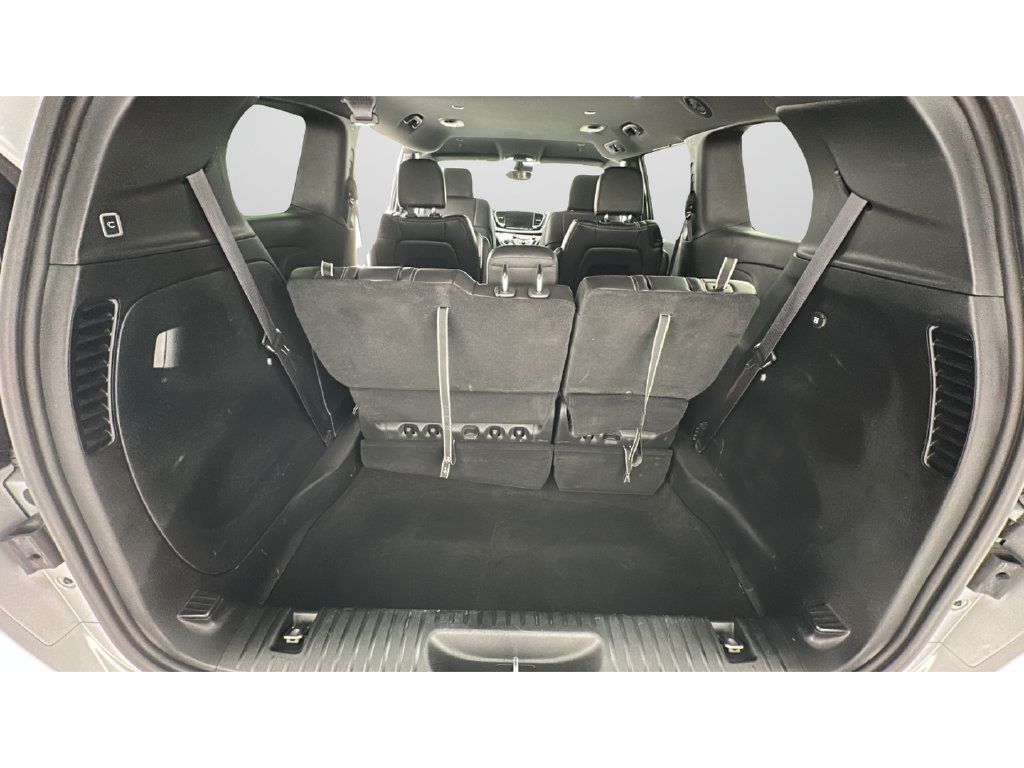 Used 2026 Chrysler Pacifica Select FWD image 21