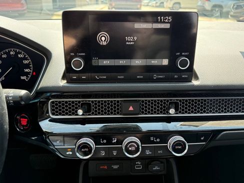 Used 2022 Honda Civic EX-L image 16