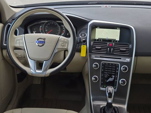 Used 2015 Volvo XC60 T5 image 25