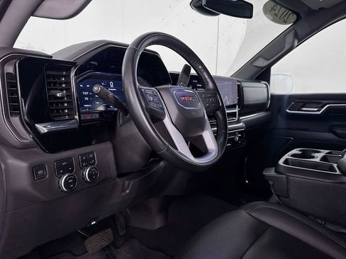Used 2024 GMC Sierra 1500 SLT AWD/4WD image 15