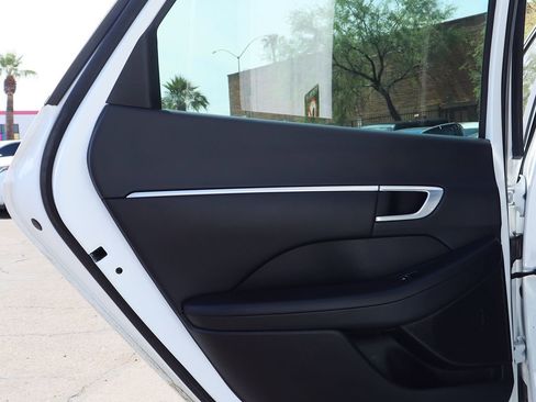 Used 2022 Hyundai Sonata SEL w/ Convenience Package image 29