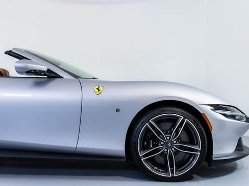 Certified 2025 Ferrari Roma Spider image 16