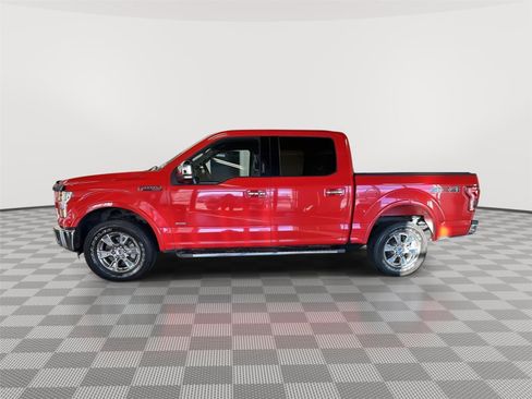 Used 2016 Ford F150 Lariat image 2