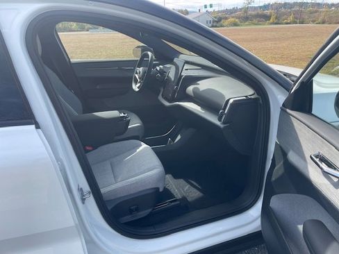 Used 2025 Volvo EX30 Ultra w/ Climate Package image 16