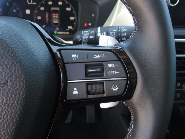 Certified 2025 Acura ADX AWD image 24