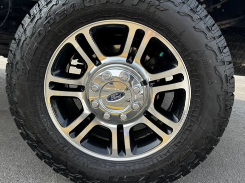 Used 2016 Ford F350 Platinum image 10