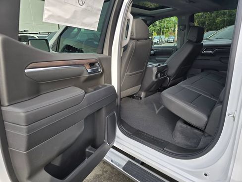 Used 2026 GMC Sierra 1500 SLT w/ SLT Premium Plus Package AWD/4WD image 48
