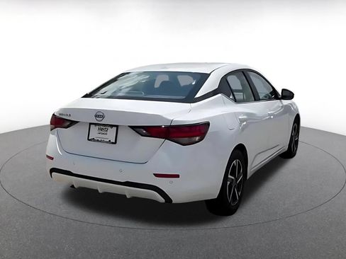 Used 2025 Nissan Sentra SV FWD image 11