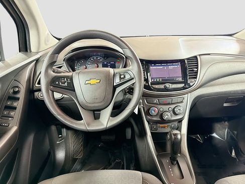 Used 2020 Chevrolet Trax LS w/ Tint and Cruise Package FWD image 23